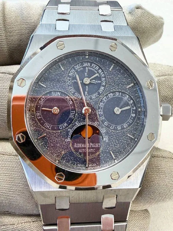 Audemars Piguet Royal Oak, Tuscan Dial ref. 25686SP, platinum and stainless steel