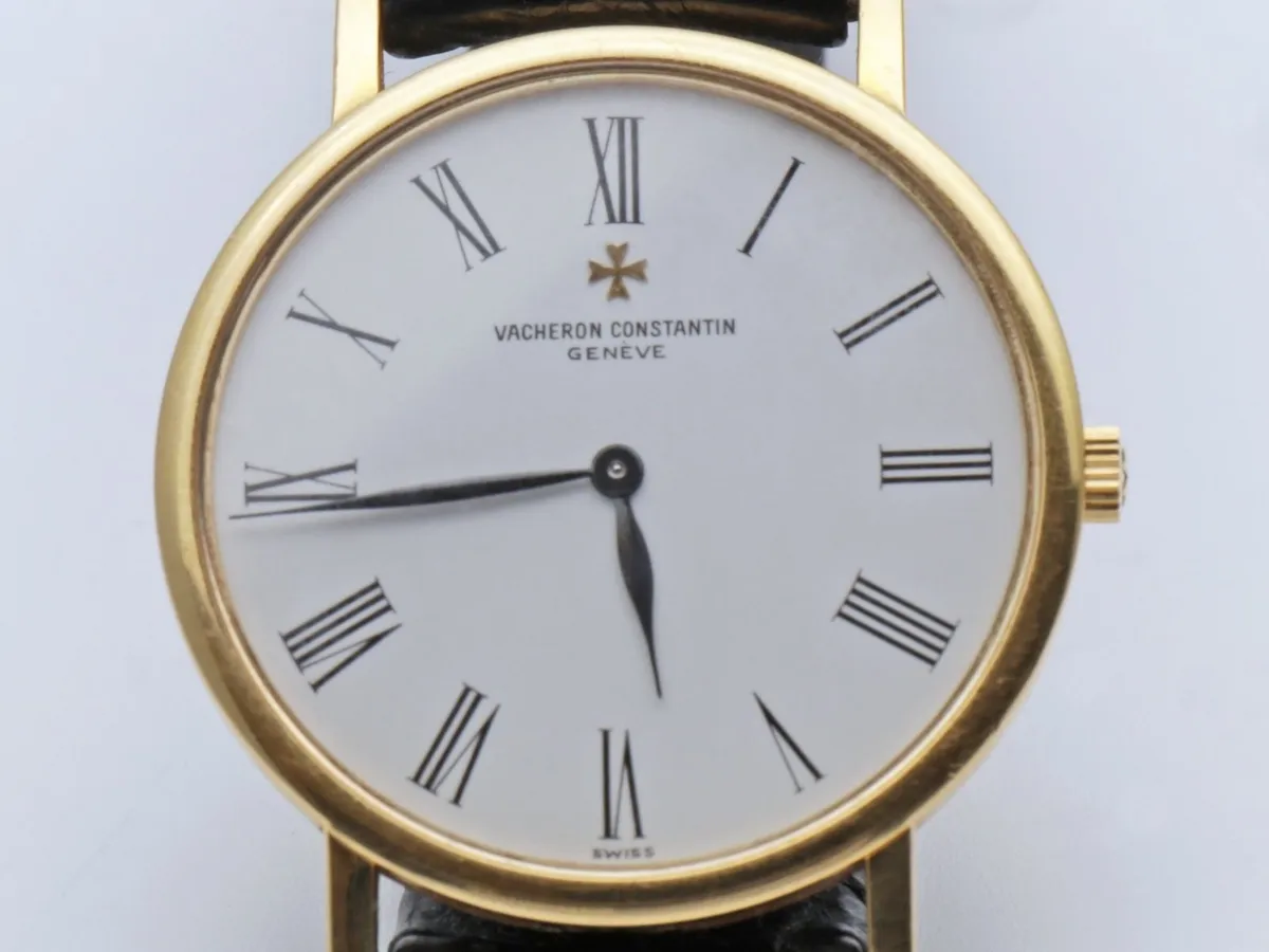 A Vacheron Constantin Patrimony in yellow gold with a white dial